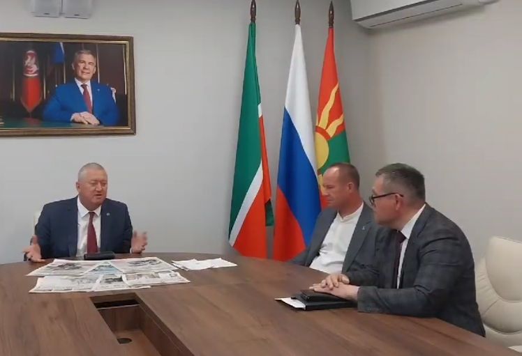 Зәйдә җитәкчеләр махсус хәрби операциядәгеләр гаиләләрен газеталарга яздырды