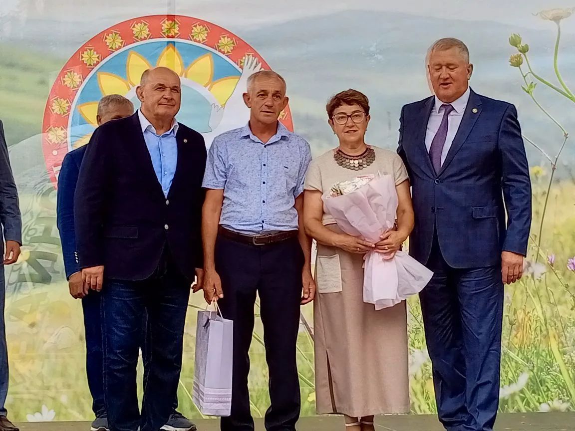 На праздновании Петрова дня заинцам вручили награды
