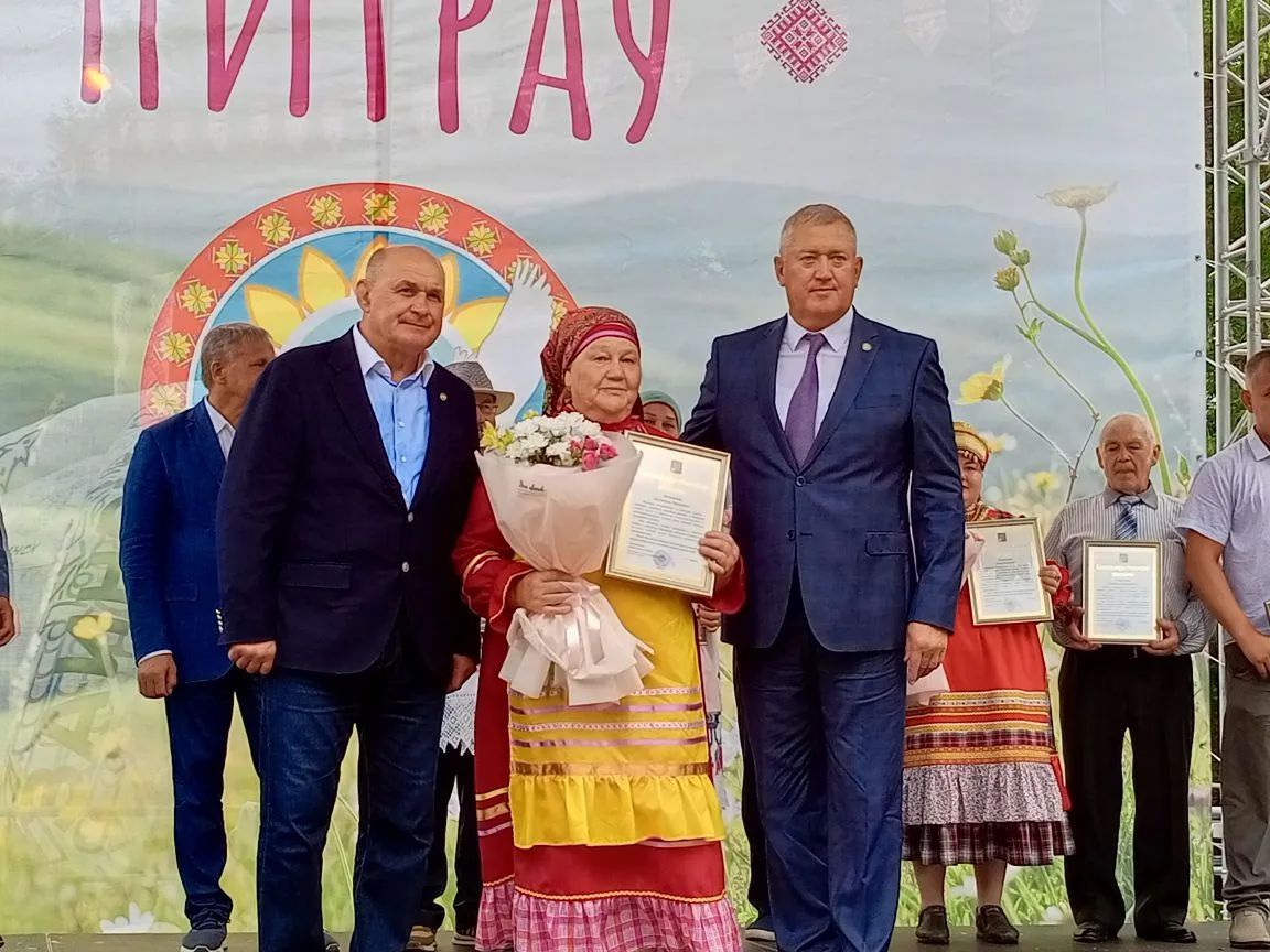 На праздновании Петрова дня заинцам вручили награды