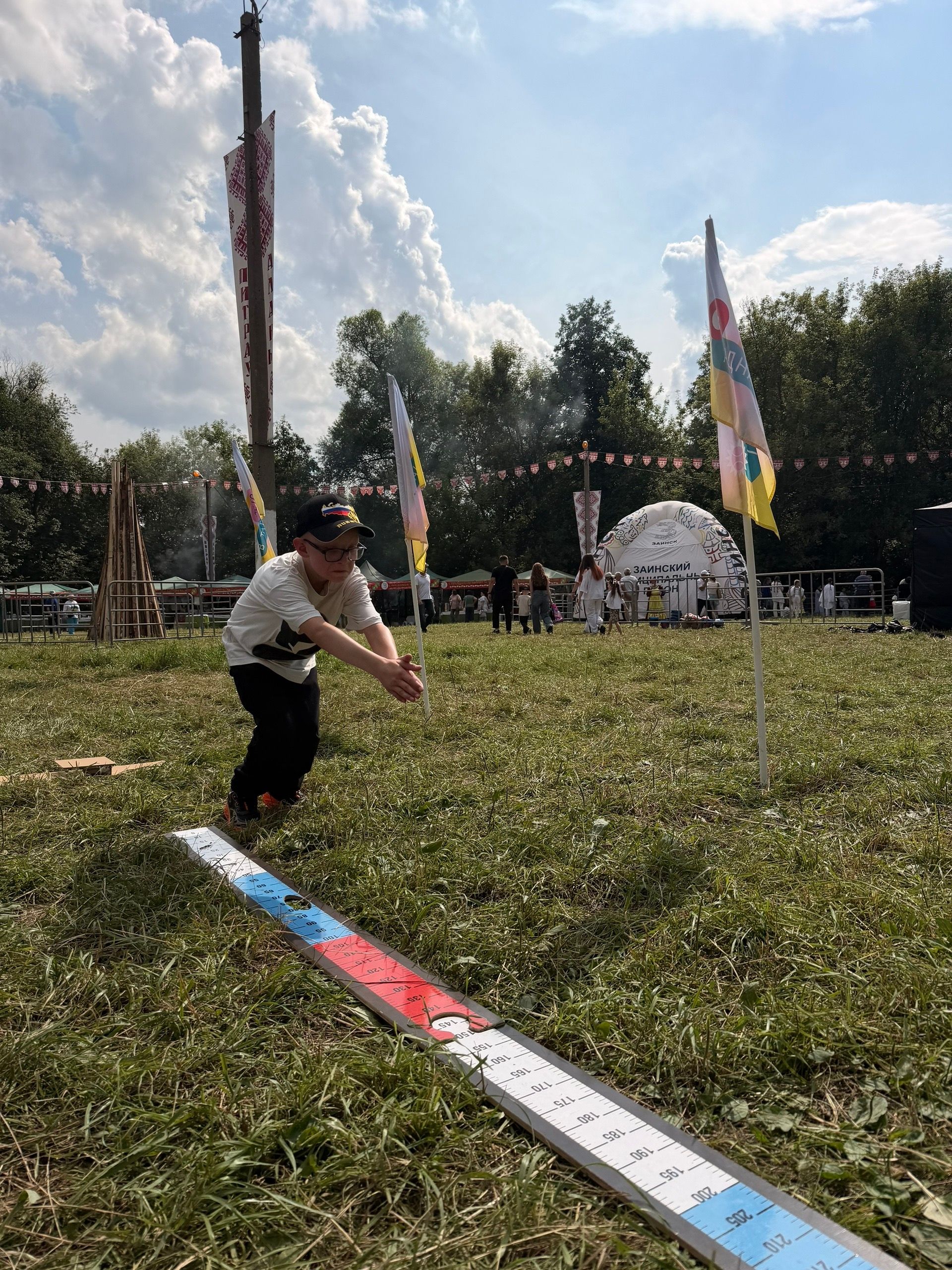 Спортивная неделя в Заинске: семейные старты, волейбол и Петров день