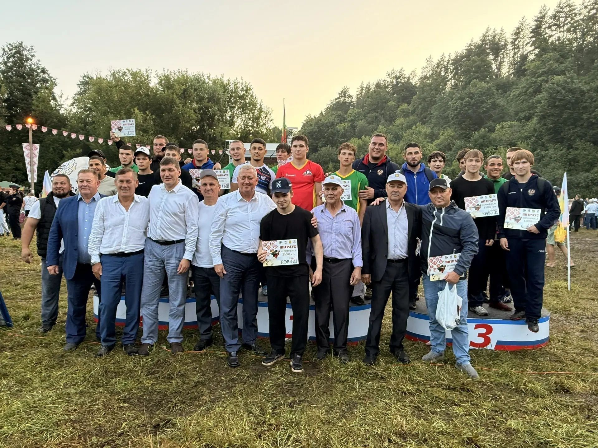 Питрау бәйрәмендә узган көрәш ярышларында Зәй командасы җиңү яулады