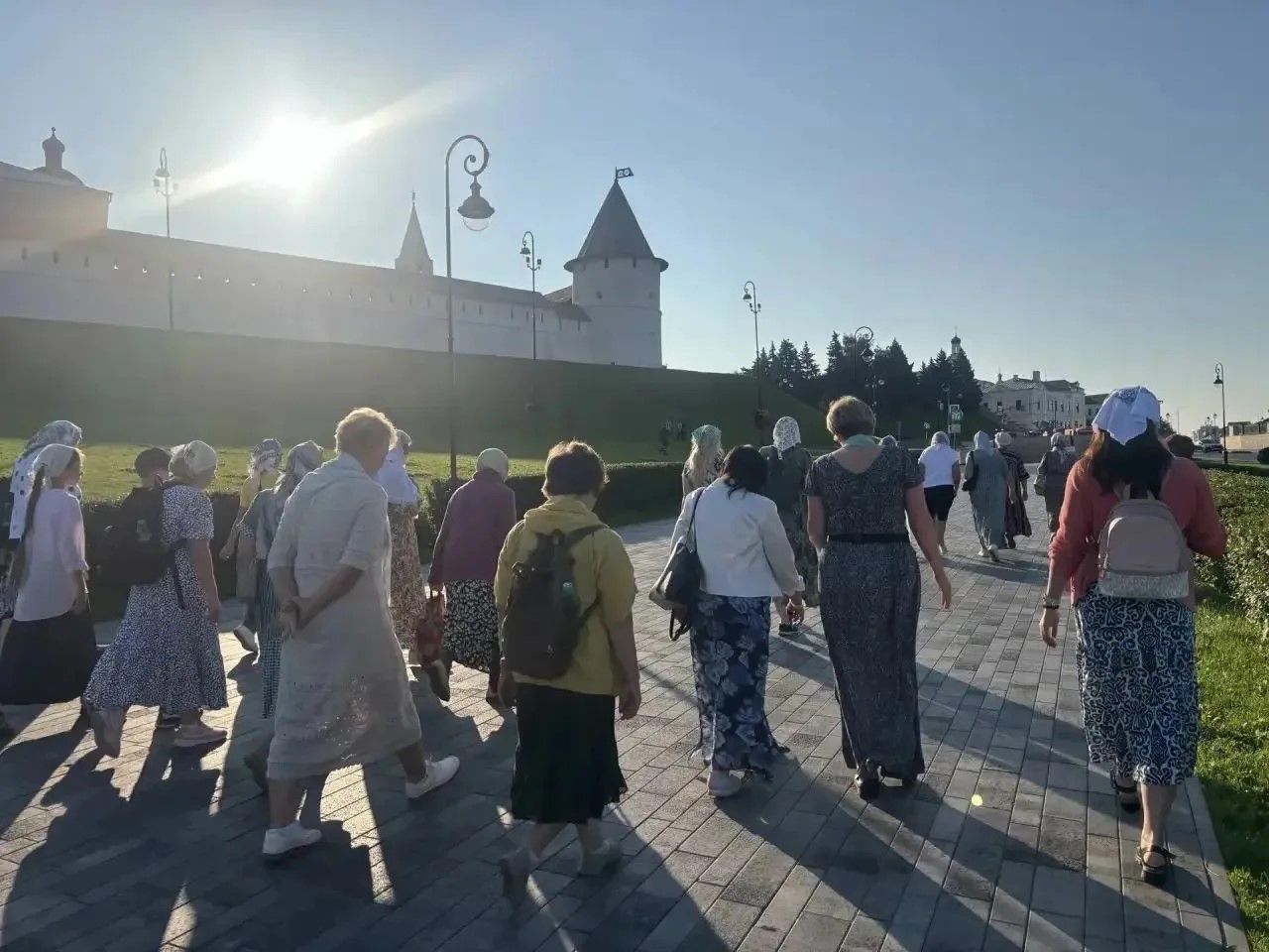 Заинские паломники участвовали в масштабном Крестном ходе в честь Казанской иконы Божией Матери в столице РТ