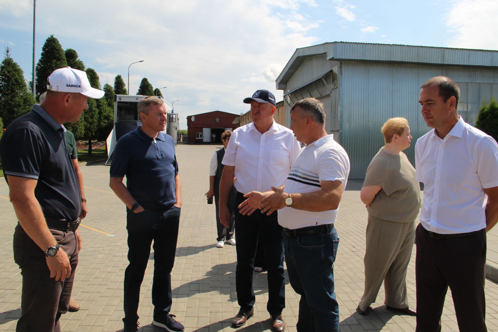 Марат Җәббаров: “Зәйдә нәтиҗәле хезмәткә йөз тотып эшлиләр, алга таба да темплар кимемәсен”
