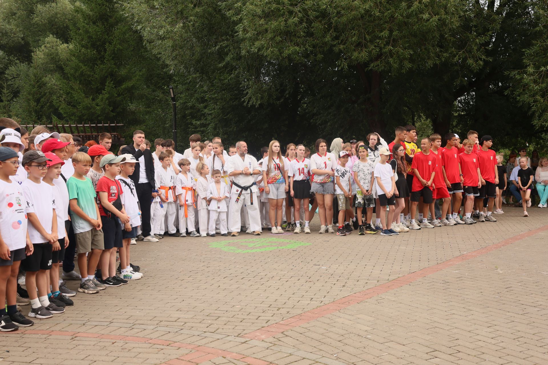 Физкультурачылар көне спорт сөюче зәйлеләрне берләштерде