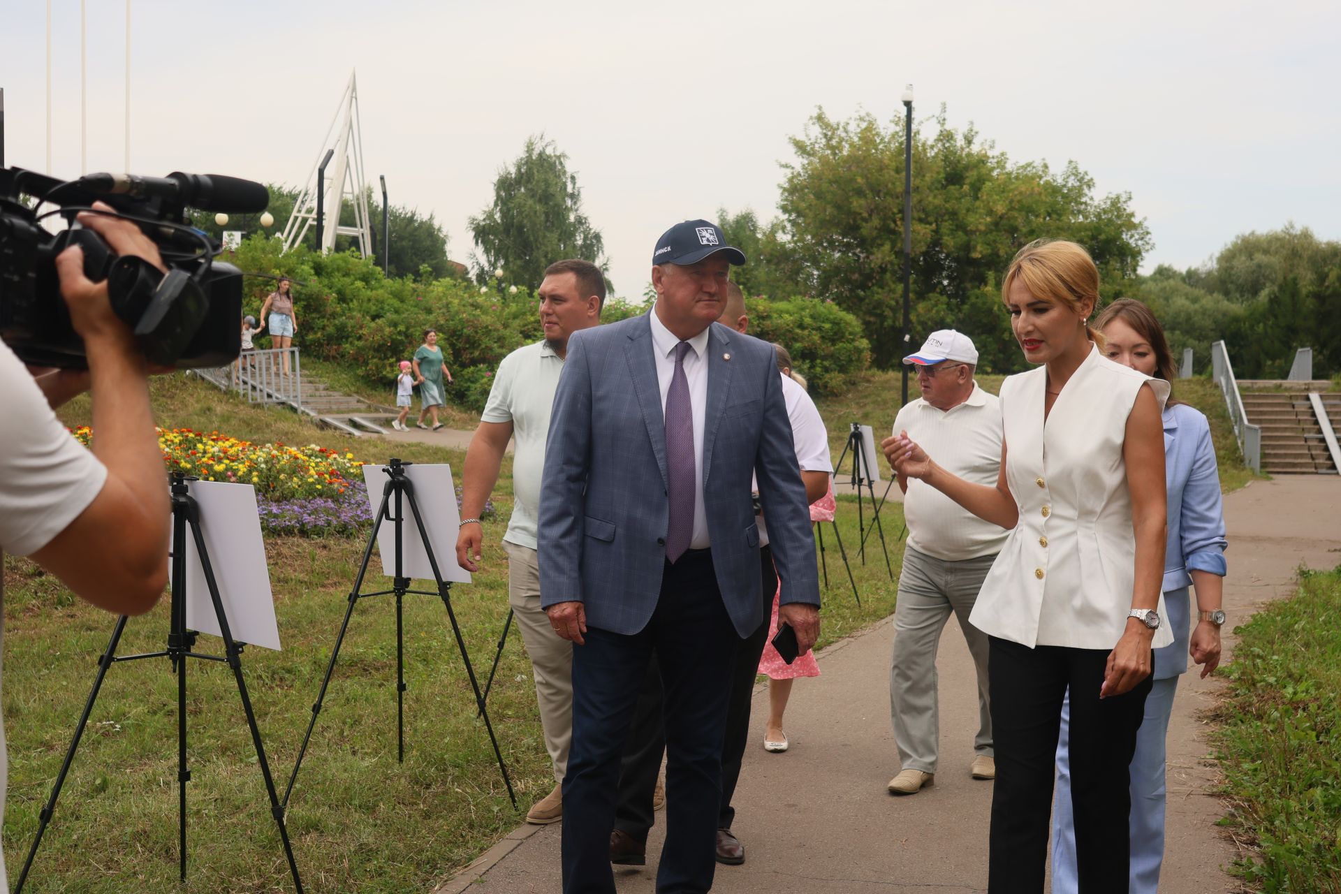Заинцы отметили праздник в городском парке