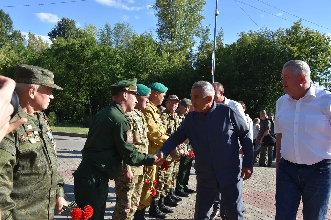 Югары нәтиҗәләр һәм зур перспективалар: Рөстәм Миңнеханов Зәйдә булды