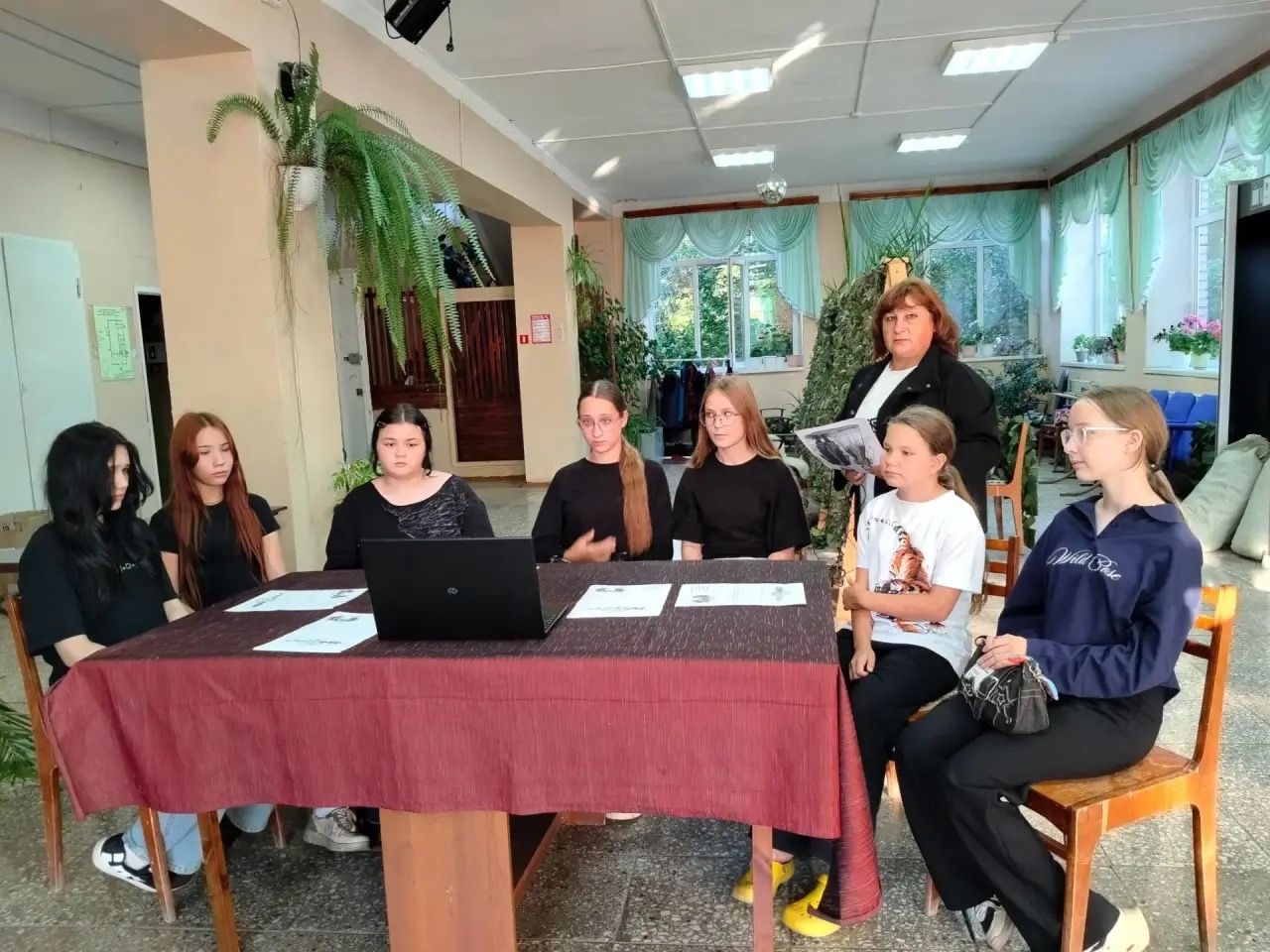 «Геройлар безнең арада»: Якты Күл мәдәният йортында патриотик сәгать узды