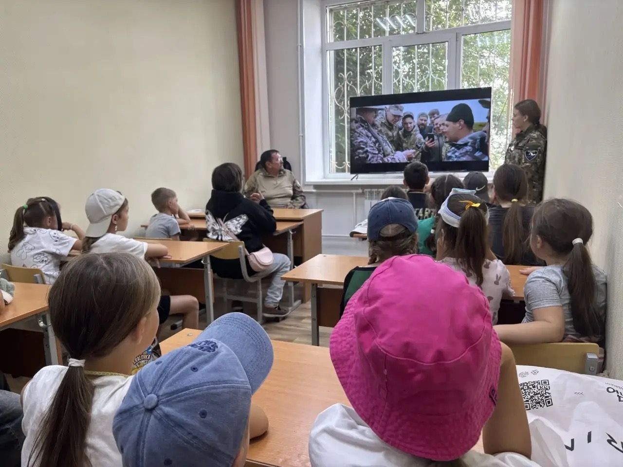 Дети узнали малоизвестные факты о войне в клубе «Гвардия»