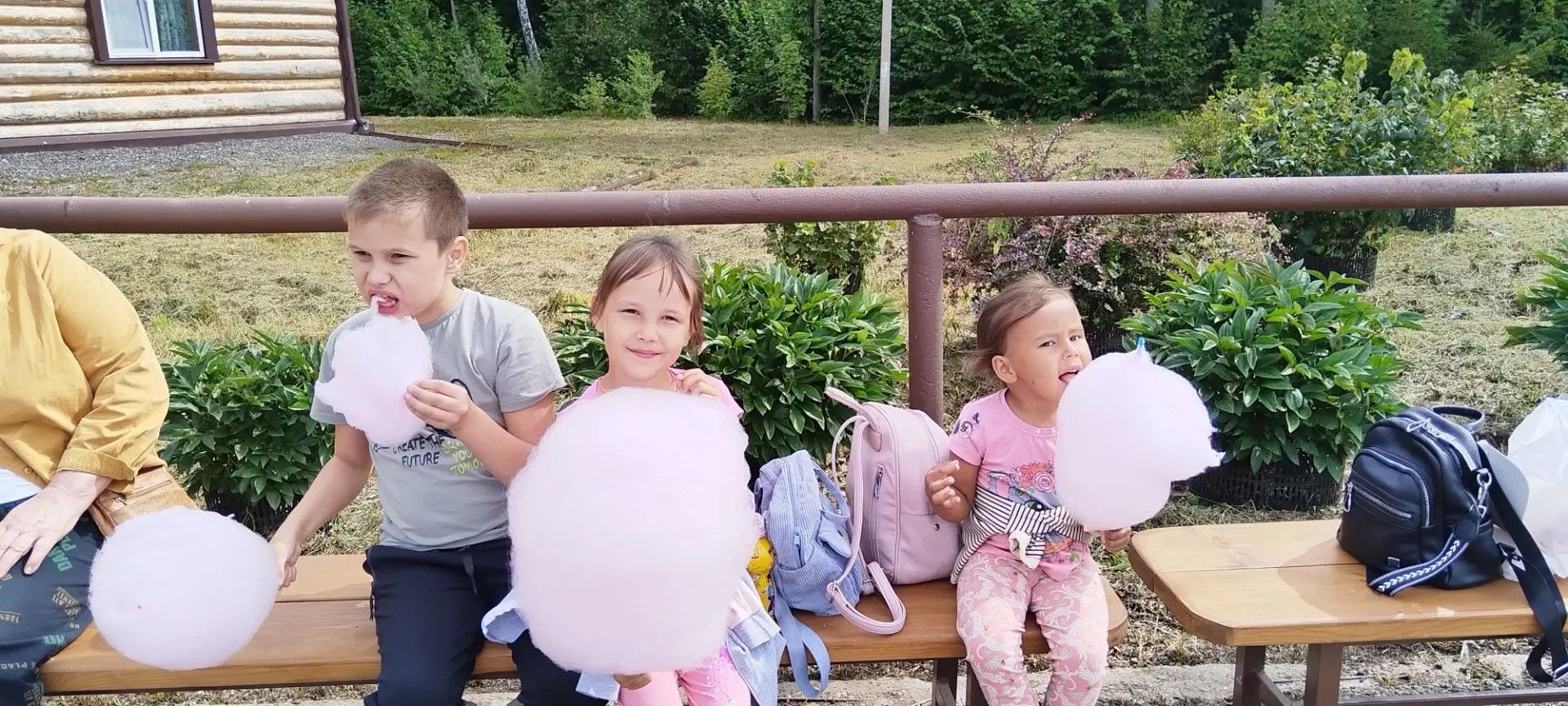 Более 70 получателей соцуслуг отдохнули на празднике «День добра» в Заинске