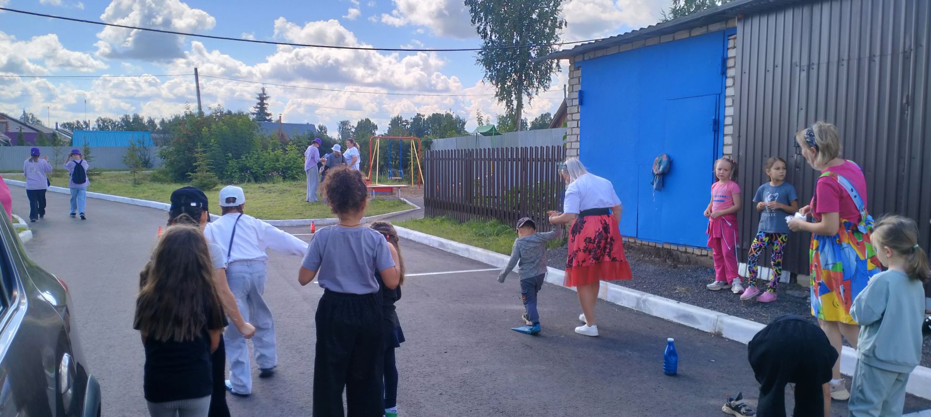 Зәйдә ишегалды бәйрәмен билгеләп үттеләр