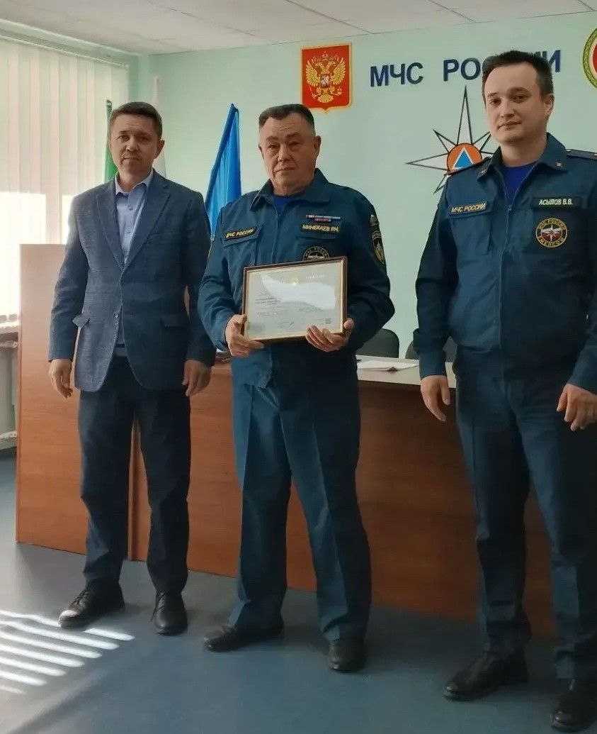 Зәй янгын сүндерүчеләре белән очрашу: нәтиҗәләр, планнар һәм бүләкләүләр