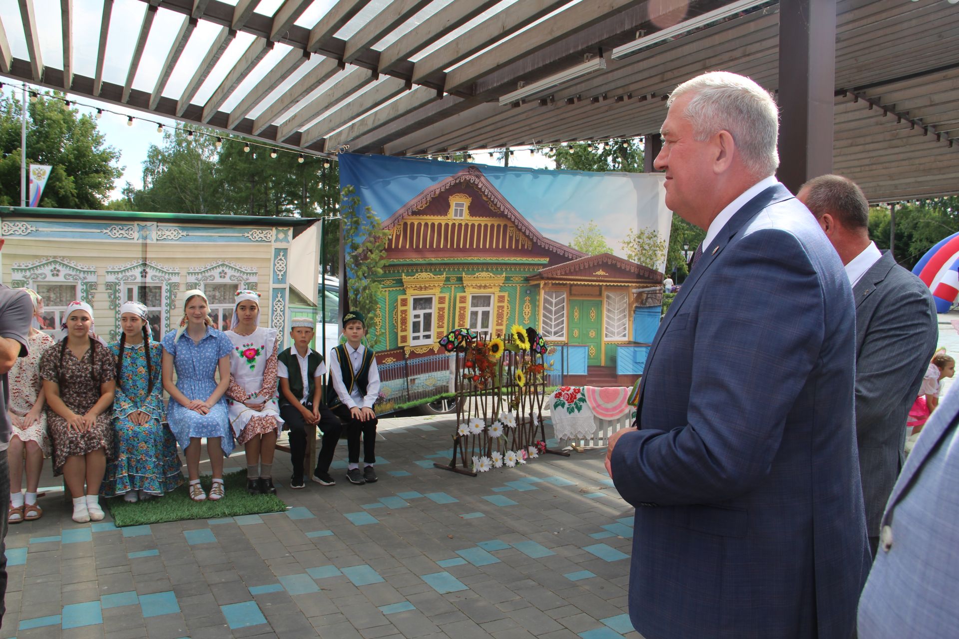 Педагогларның август  конференциясеннән фоторепортаж