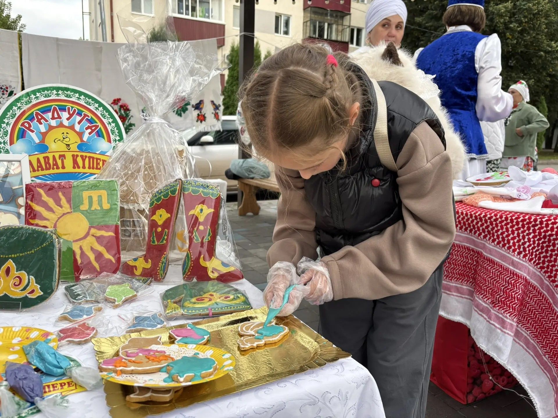 «Хезмәт һәм батырлык» фестивале: Зәйдә хезмәт кешеләрен хөрмәтләделәр
