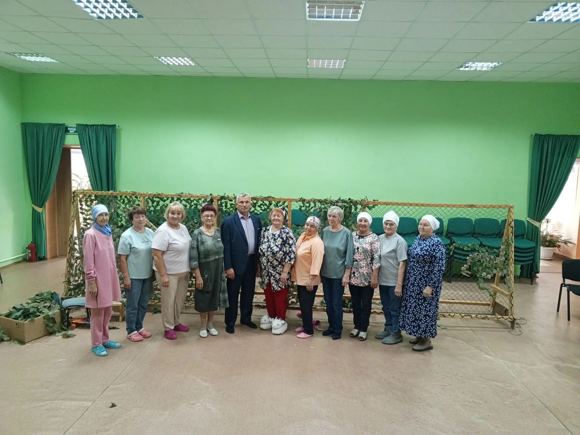 Разия апа Сармашбашта маскировка челтәрләре үрүчеләр янында булды