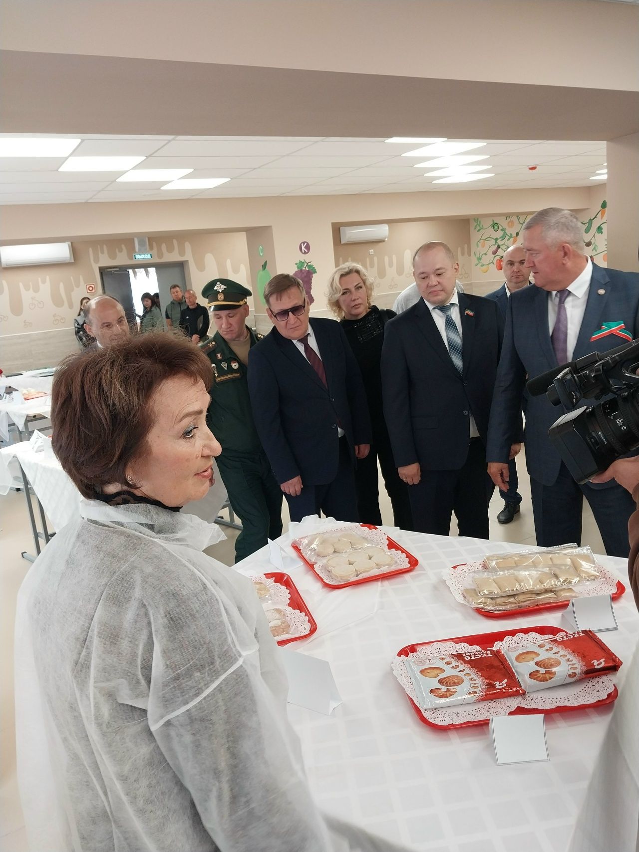 Зәйнең 6нчы мәктәбе ашханәсе капиталь ремонттан соң тантаналы төстә ачылды