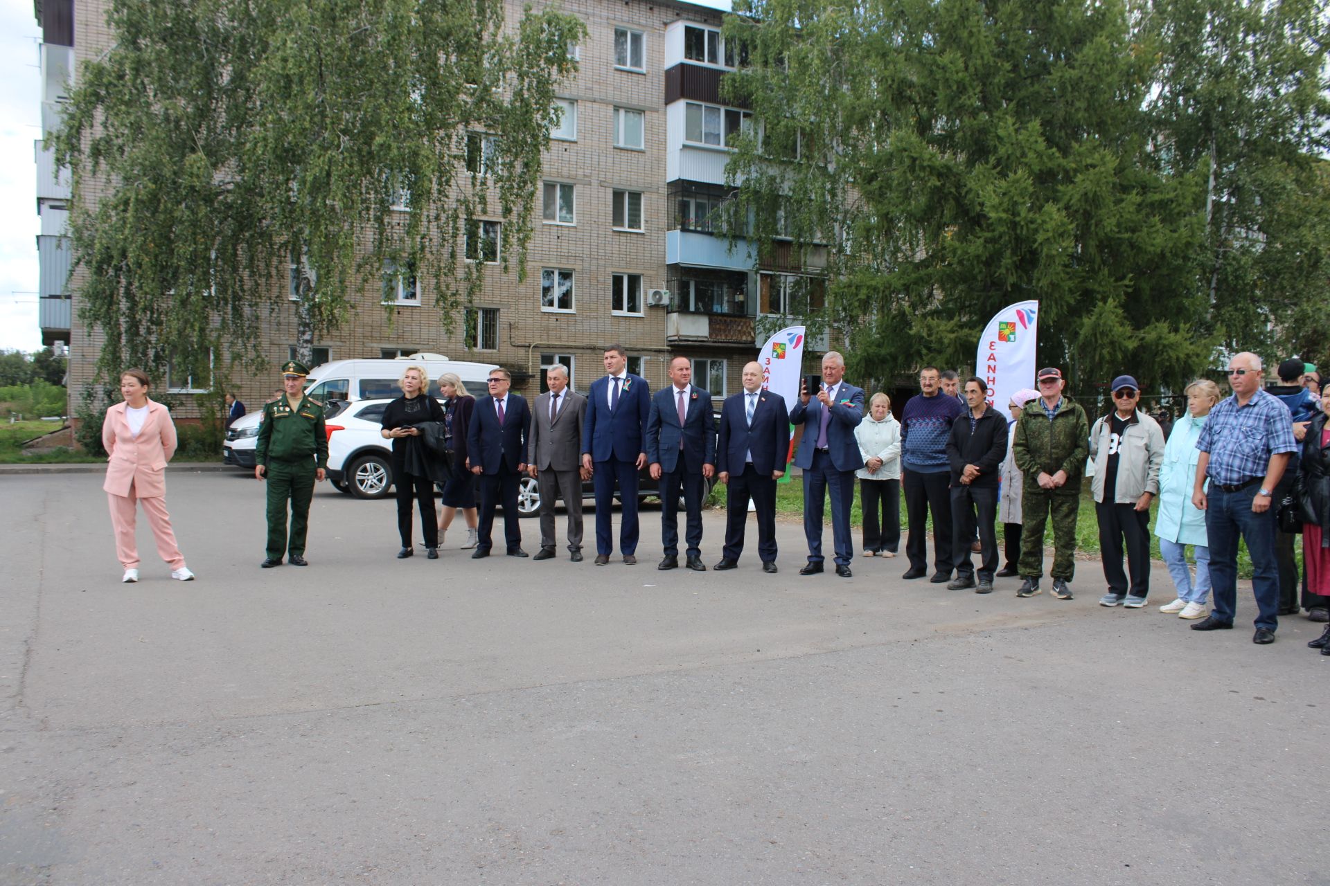 Зәйлеләр Казан һәм Энергетиклар урамнарындагы  ишегалларының яңаруын  билгеләп үттеләр