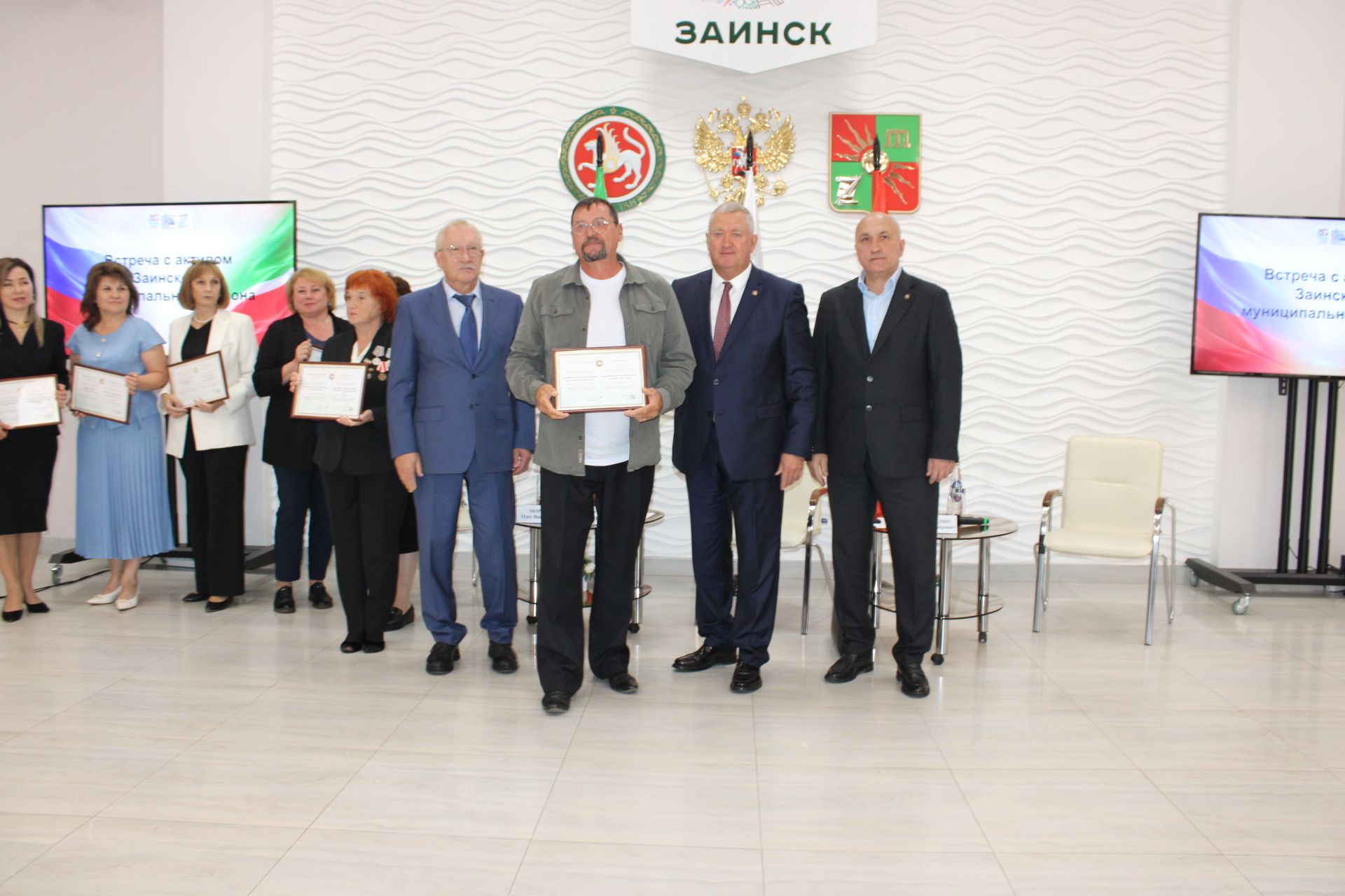 Зәйдә район активы белән очрашу узды