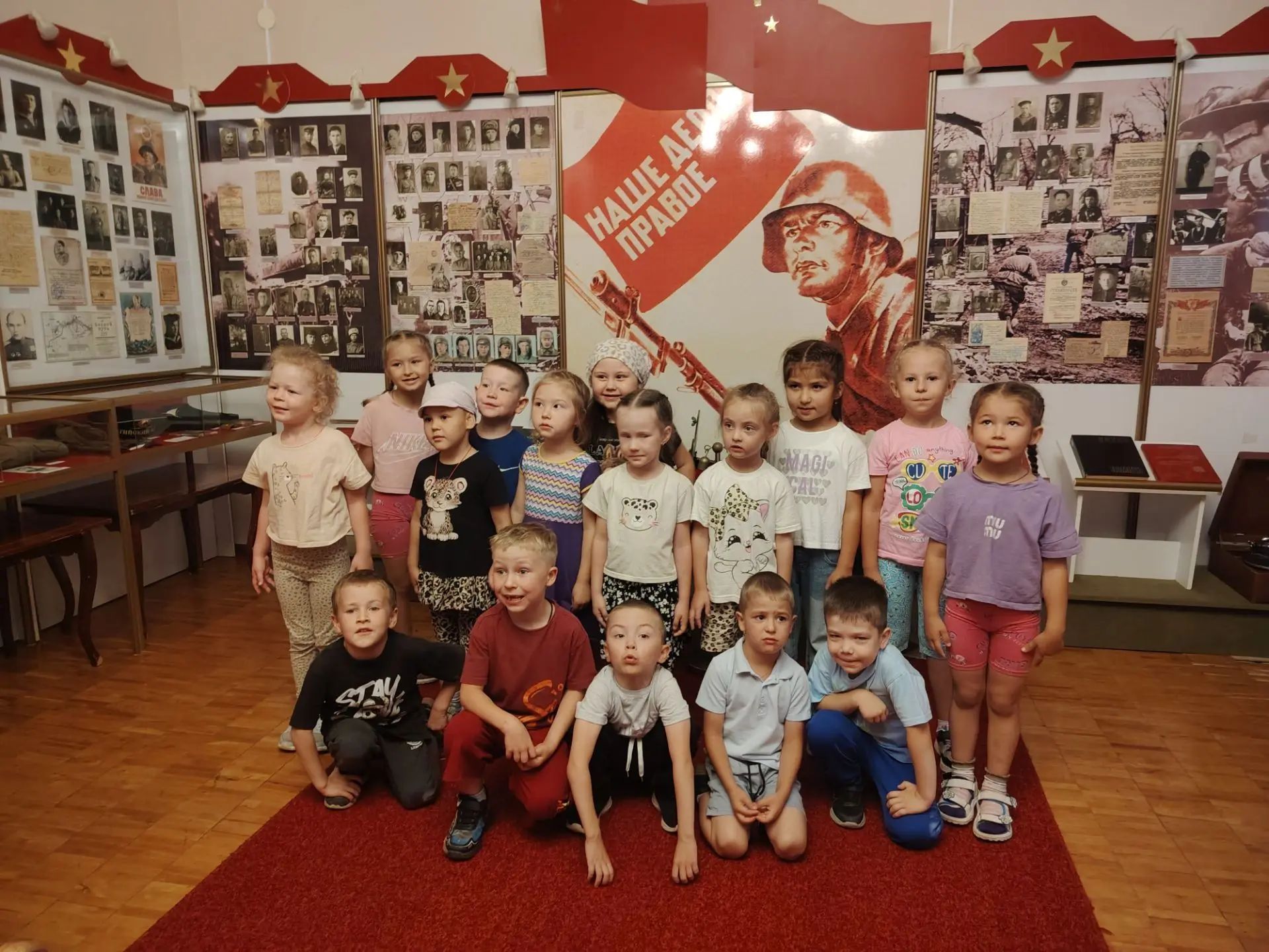 Хәтер йөрәкләрдә яши: Зәй музеенда балалар өчен патриотик киносеанс узды
