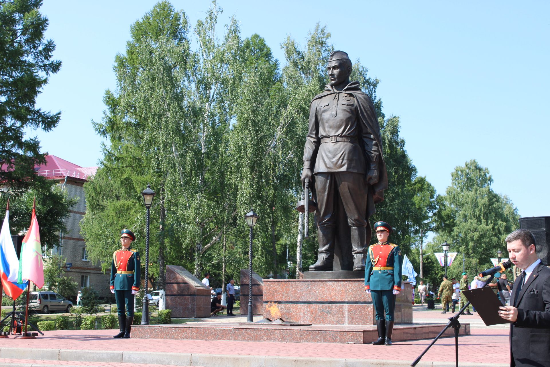 В Заинске открыли мемориал в честь участников СВО и ветеранов боевых действий