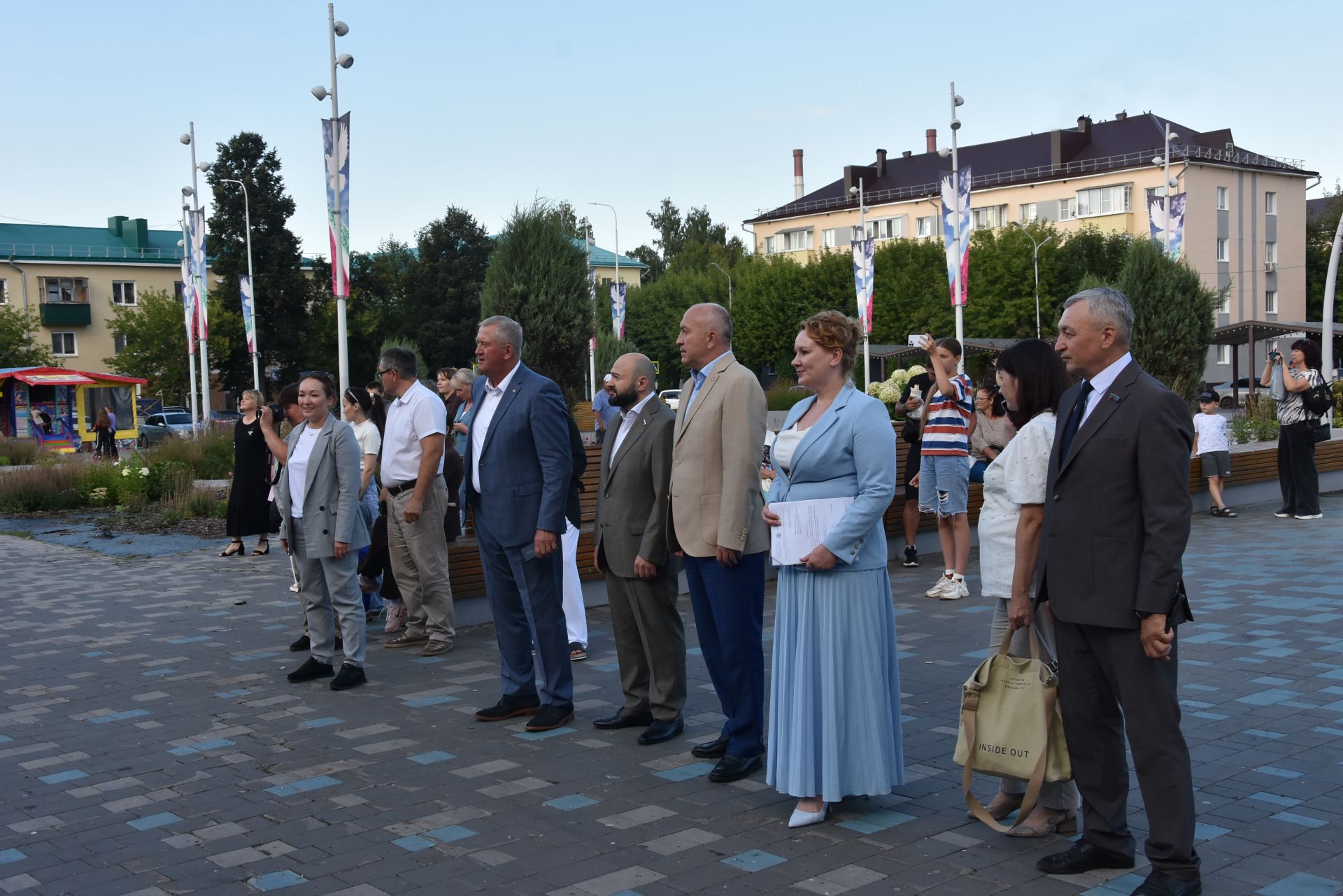 Заинск подвел итоги пяти лет: 190 дворов, Дворец единоборств и 800 тонн гумпомощи