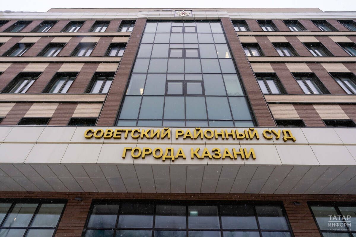 Бывших госавтоинспекторов осудили за подмену анализа водителя