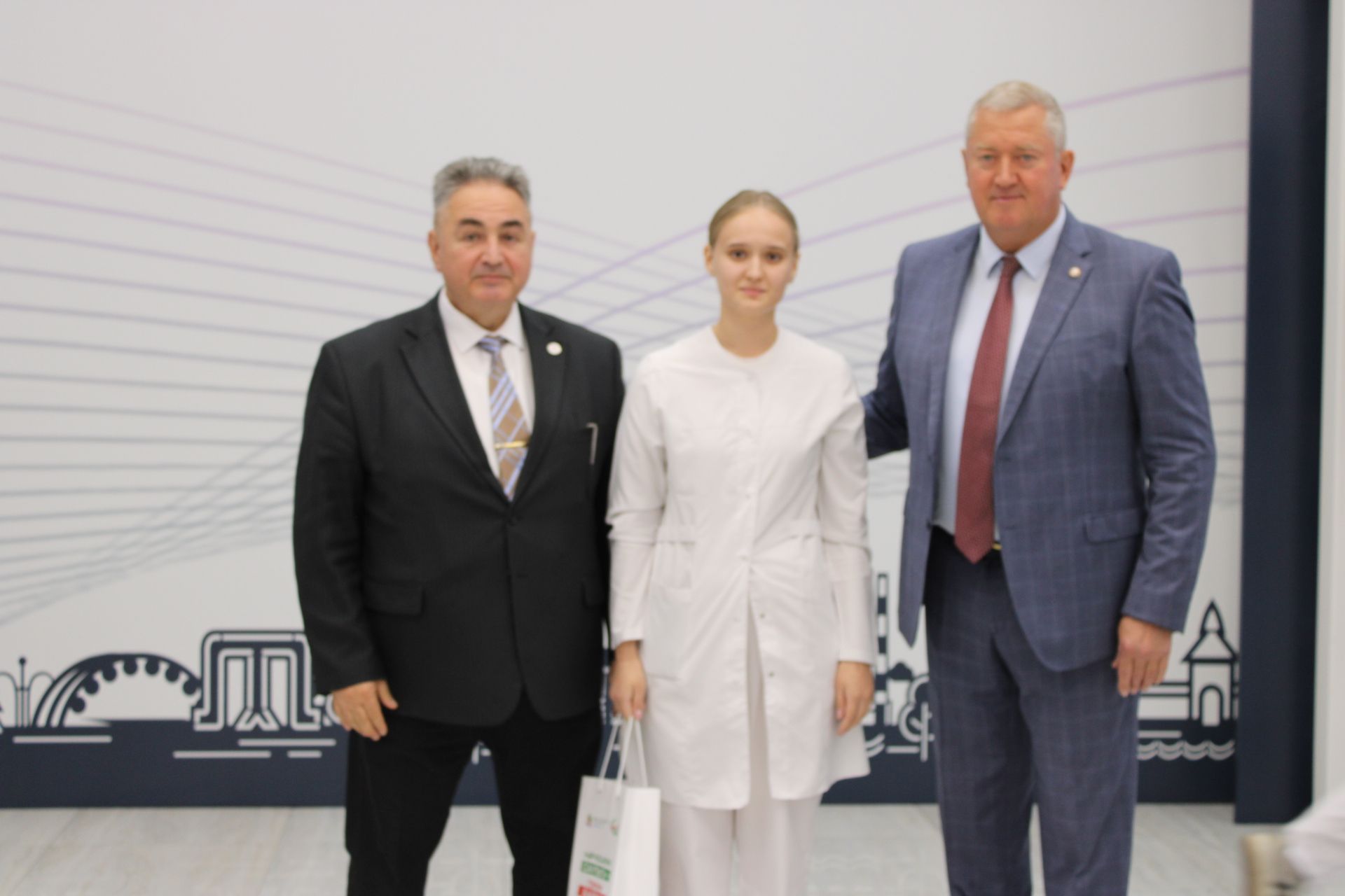 Зәйдә сәламәтлек саклау тармагына эшкә килгән яшь белгечләрне хөрмәтләделәр