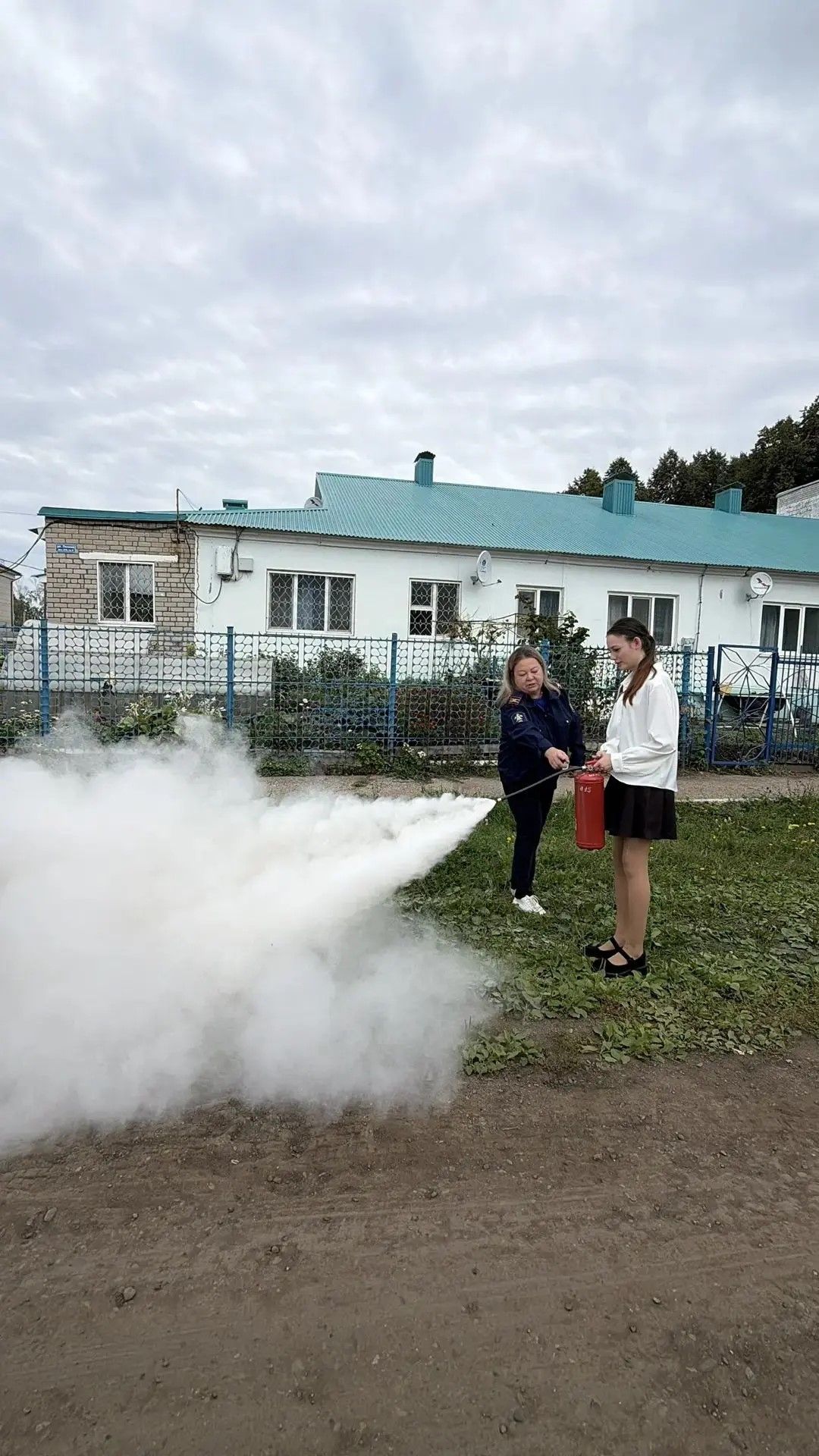 В школе №9 Заинска отработали действия при пожаре