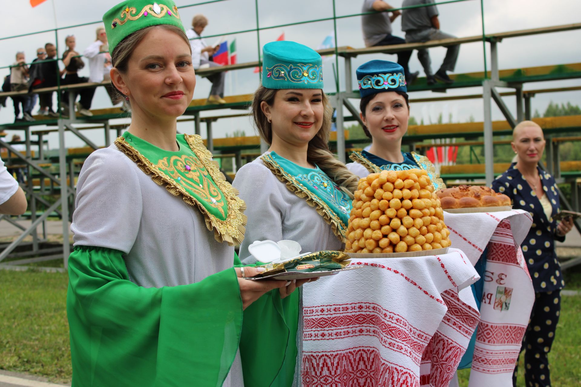 Фоторепортаж с празднования Сабантуя в Заинске