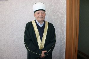 Зәйдә имам Рөстәм хәзрәт Дәминовны 80 яшьлек юбилее белән котладылар