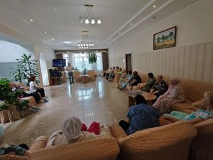 Начальник ГБУ «Безопасность дорожного движения» встретился с пенсионерами в «Шатлыке»