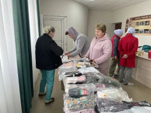 Жители Верхнего Налима собрали 9300 рублей на парафин для окопных свечей