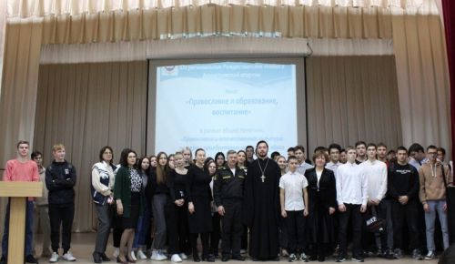 Зәй политехник колледжында студентлар белән тормыш һәм гаилә кыйммәтләре турында сөйләштеләр