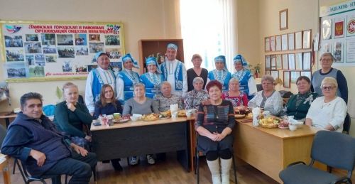 Зәйнең  «Адымнар» клубы инвалидлар җәмгыятендә концерт күрсәтте