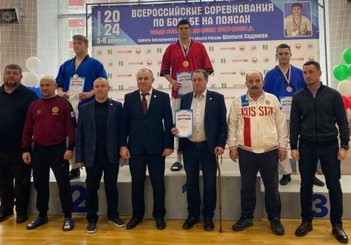 Заинский борец Артем Хромов стал призером всероссийских соревнований