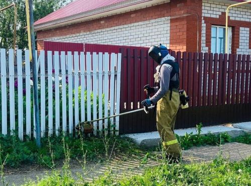 Молодежный Центр Заинска-2 оказал адресную помощь семье участника СВО