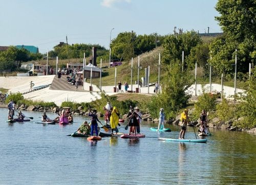 В Заинске костюмированный SUP-фестиваль собрал ярких и креативных участников