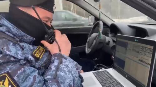 За неделю приставы совместно с ГИБДД арестовали 28 автомобилей должников