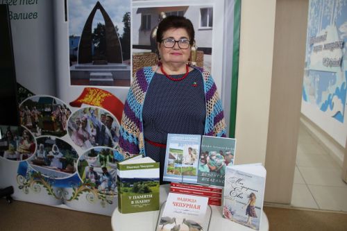 В Центральной библиотеке презентовали новую книгу заинского автора