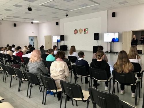 Зәйдә укучылар белән ничек җинаять корбаны булмаска дигән темага сөйләштеләр