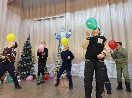 Зәй районы Дүрт-Мунча авылы мәдәният йортында Яңа ел, Раштуа бәйрәмнәрен үткәрделәр