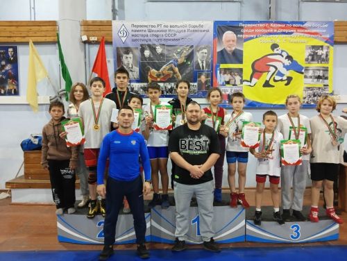 Заинские спортсмены стали победителями Первенства Татарстана по вольной борьбе