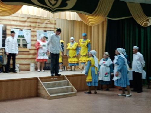 Сармашбашта яшь кияү белән кәләшне “мунча керттеләр”