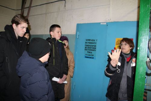 Зәй укучылары ГРЭСта энергетика тармагы һөнәрләре белән танышты