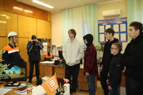Зәй укучылары ГРЭСта энергетика тармагы һөнәрләре белән танышты