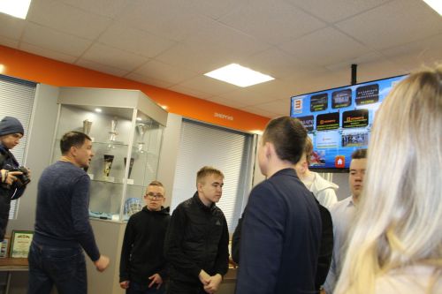 Зәй укучылары ГРЭСта энергетика тармагы һөнәрләре белән танышты