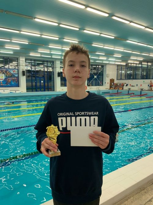 Юный пловец из Заинска победил в соревнованиях Старт Чемпионата