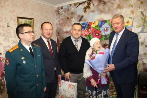 В Заинске 100-летний юбилей отметила ветеран Великой Отечественной войны Анна Моисеева