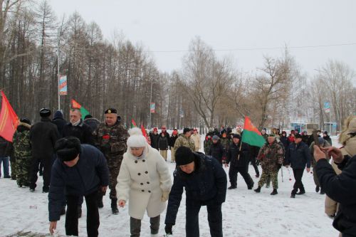 Зәйдә әфганчылар митингка җыелды