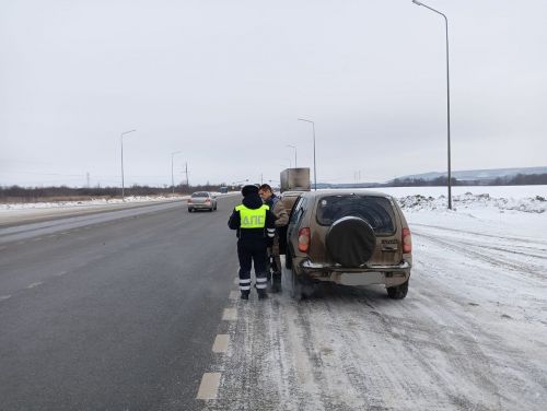 В Заинске сотрудники ГИБДД выявили нарушителей среди водителей