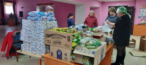 Жители Савалеевского сельского поселения активно включились в сбор помощи бойцам